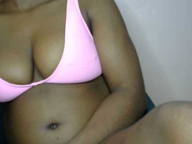 Drippypussy07 live cam on BongaCams