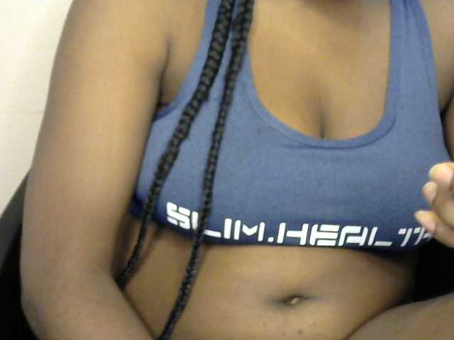 Drippypussy07 webcam bongacams model stream image