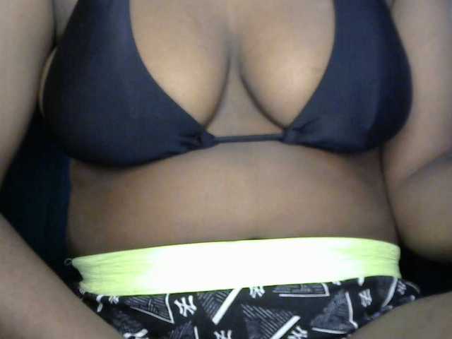 Drippypussy07 live cam on BongaCams