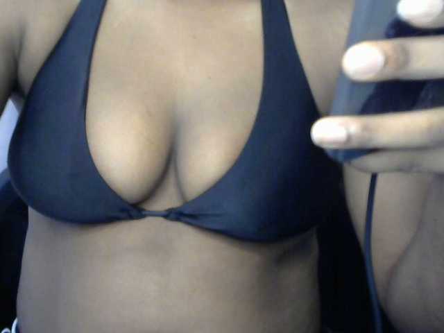 Drippypussy07 live cam on BongaCams