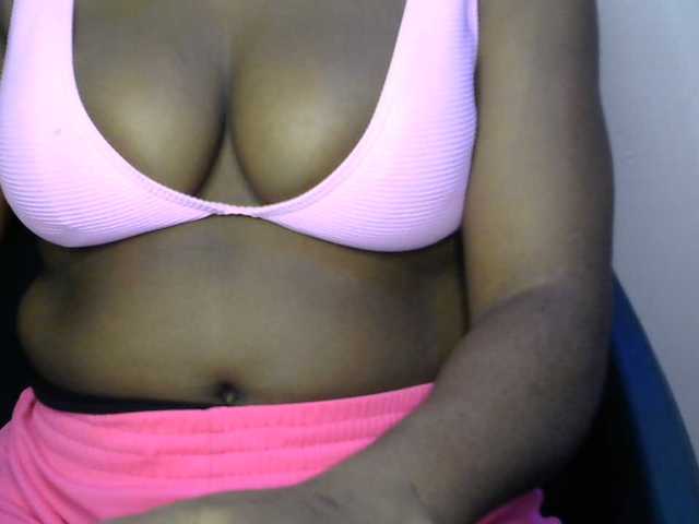 Drippypussy07 live cam on BongaCams