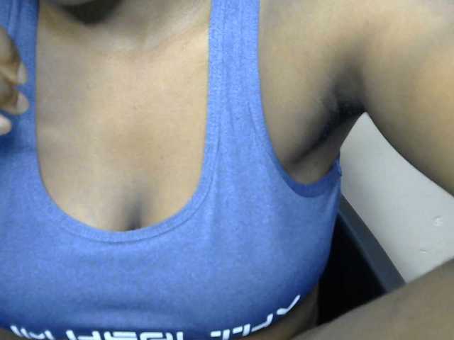 Drippypussy07 live cam on BongaCams