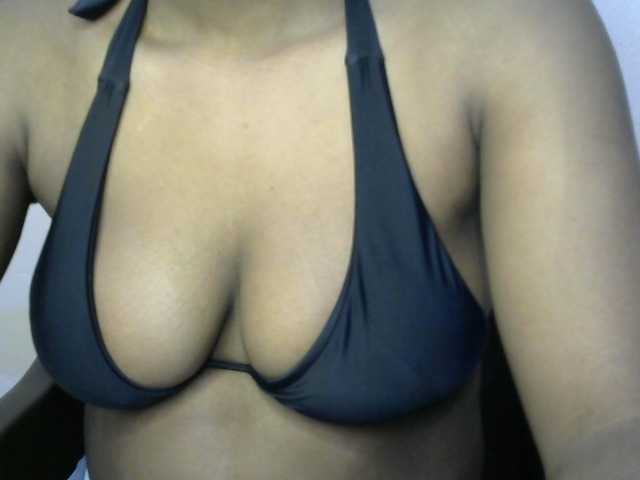 Drippypussy07 live cam on BongaCams
