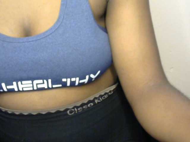 Drippypussy07 live cam on BongaCams