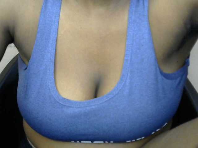 Drippypussy07 live cam on BongaCams