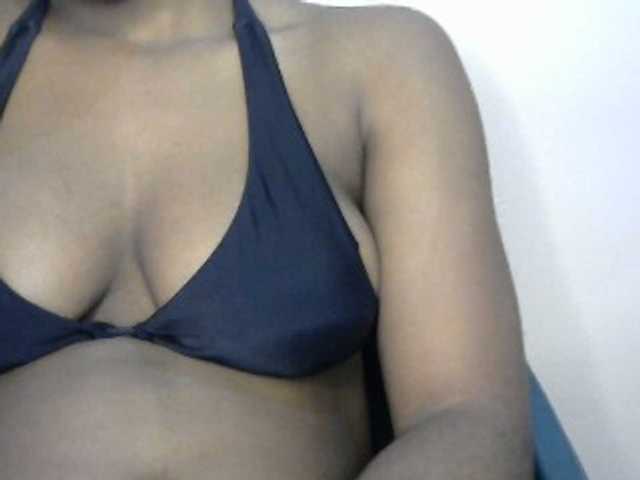 Drippypussy07 live cam on BongaCams