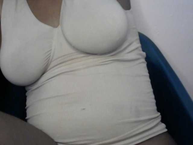 Drippypussy07 live cam on BongaCams