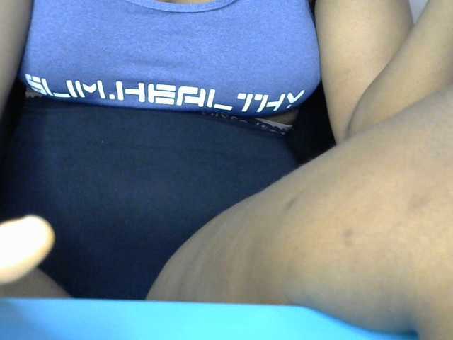 Drippypussy07 live cam on BongaCams