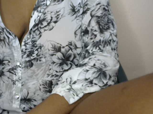 Drippypussy07 live cam on BongaCams