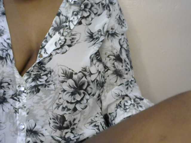 Drippypussy07 live cam on BongaCams