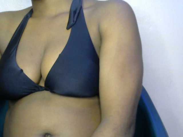 Drippypussy07 live cam on BongaCams
