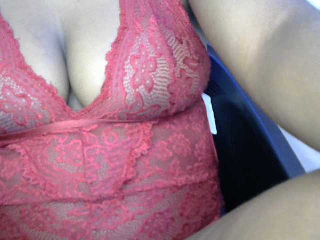 Drippypussy07 live cam on BongaCams