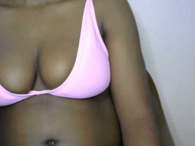 Drippypussy07 live cam on BongaCams