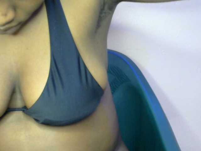 Drippypussy07 live cam on BongaCams