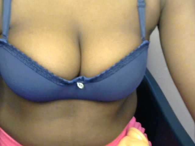 Drippypussy07 live cam on BongaCams