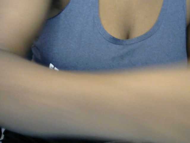 Drippypussy07 live cam on BongaCams
