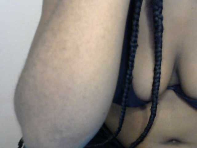 Drippypussy07 webcam bongacams model stream image