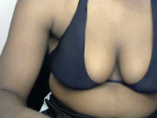 Drippypussy07 live cam on BongaCams