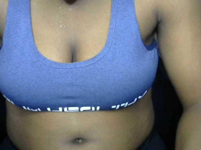 Drippypussy07 live cam on BongaCams