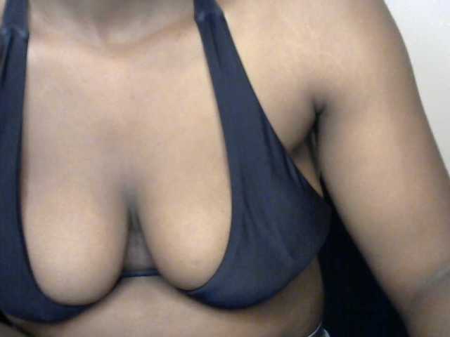 Drippypussy07 live cam on BongaCams