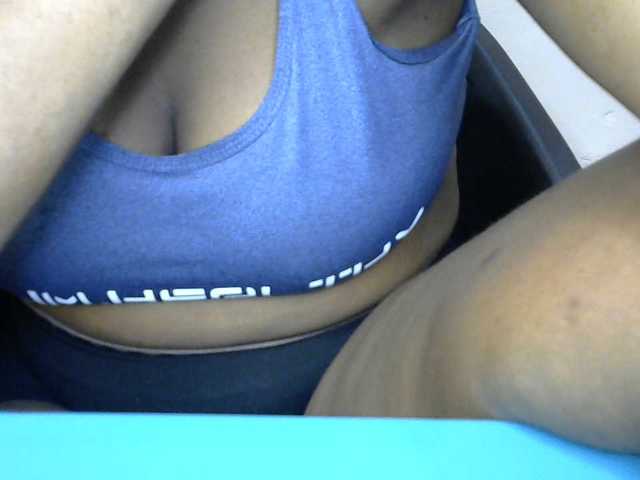 Drippypussy07 live cam on BongaCams