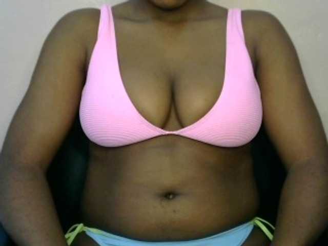 Drippypussy07 live cam on BongaCams