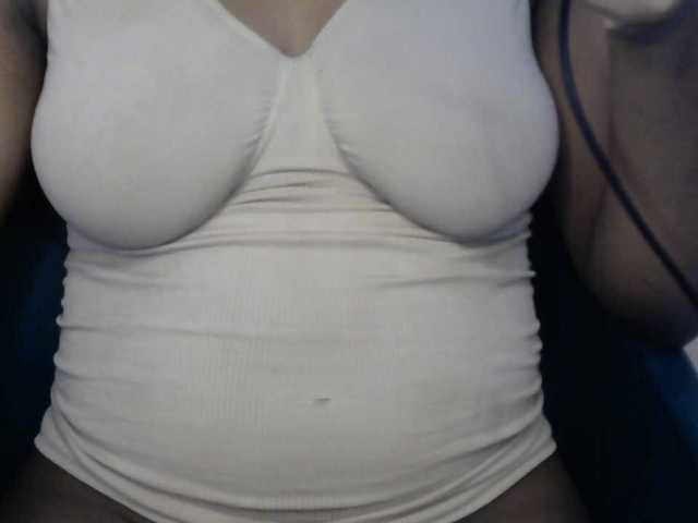 Drippypussy07 live cam on BongaCams