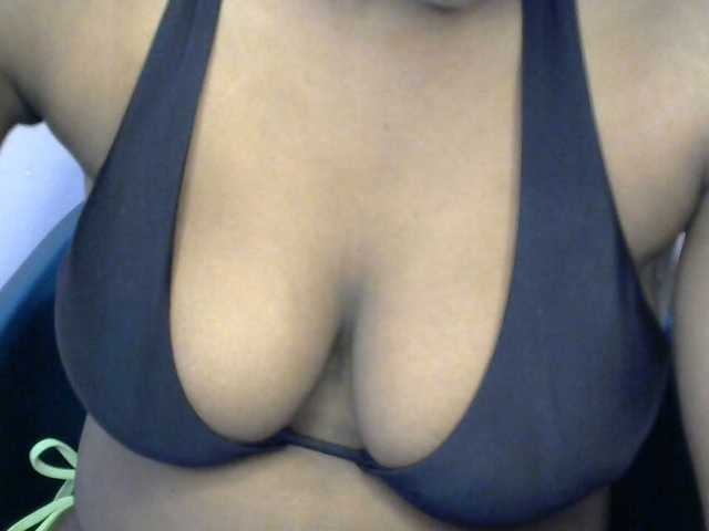 Drippypussy07 live cam on BongaCams