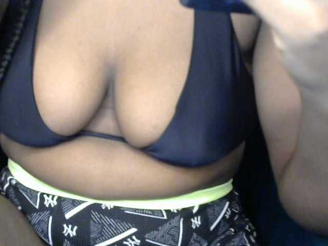 Drippypussy07 live cam on BongaCams