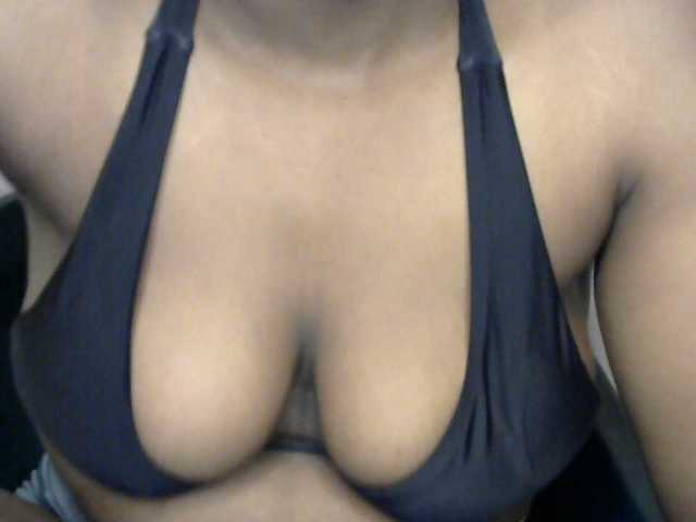 Drippypussy07 live cam on BongaCams
