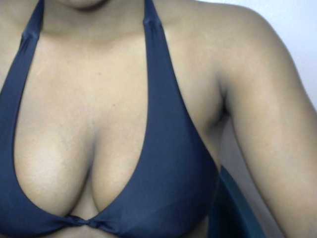 Drippypussy07 live cam on BongaCams