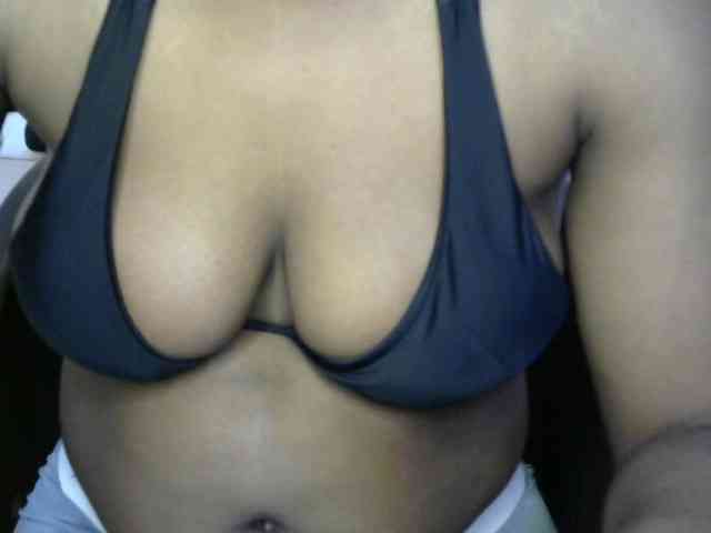 Model: Drippypussy07