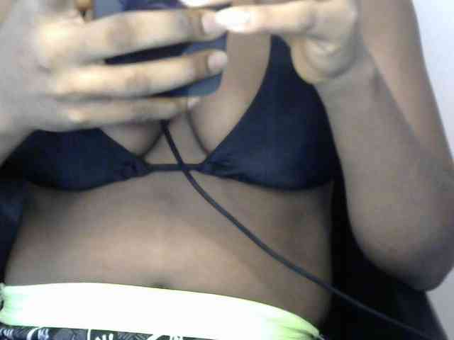 Drippypussy07 webcam