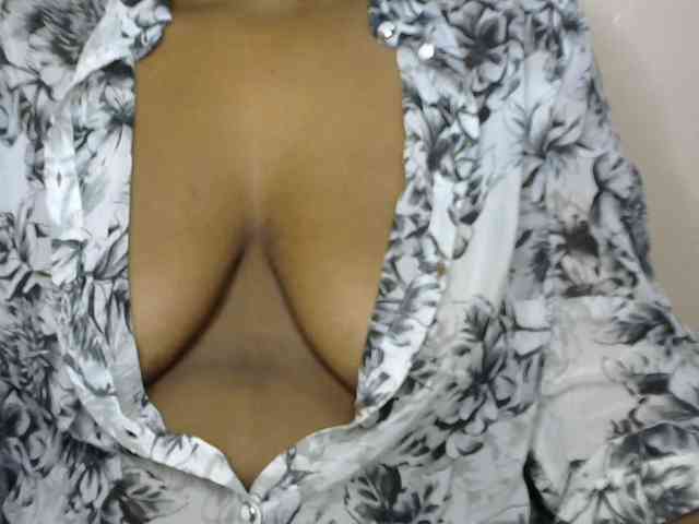 Model: Drippypussy07