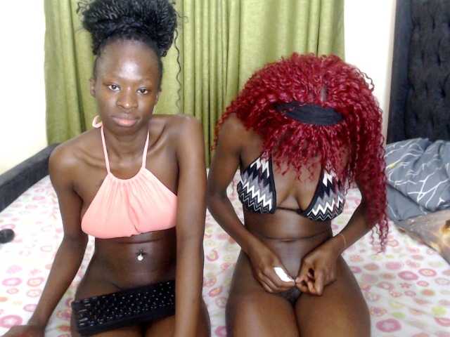Kiara-Mia live cam on BongaCams