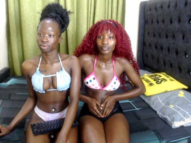 Kiara-Mia live cam on BongaCams