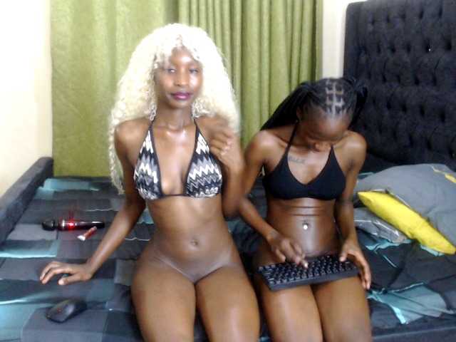 Kiara-Mia live cam on BongaCams