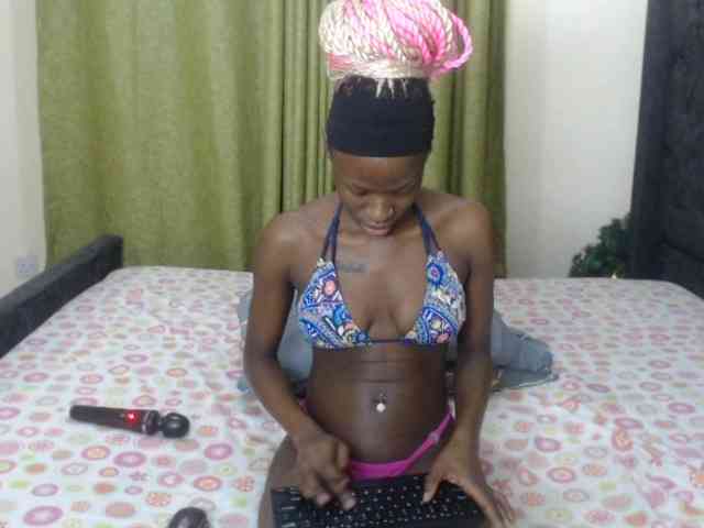 Kiara-Mia webcam