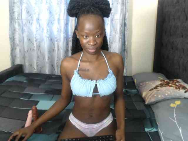 Kiara-Mia webcam