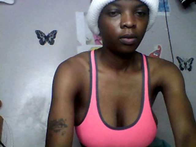 lildiva live cam on BongaCams