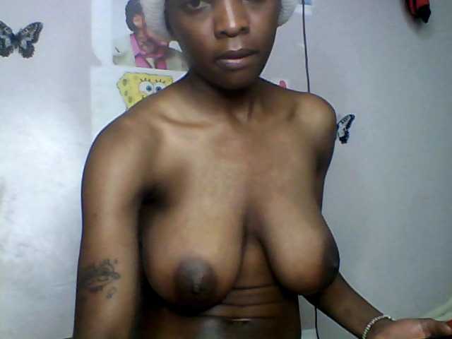 lildiva live cam on BongaCams