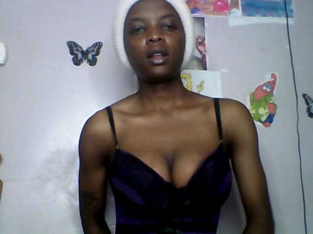 lildiva live cam on BongaCams