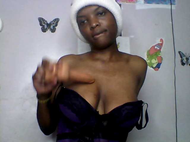 lildiva live cam on BongaCams