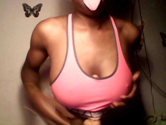 lildiva live cam on BongaCams
