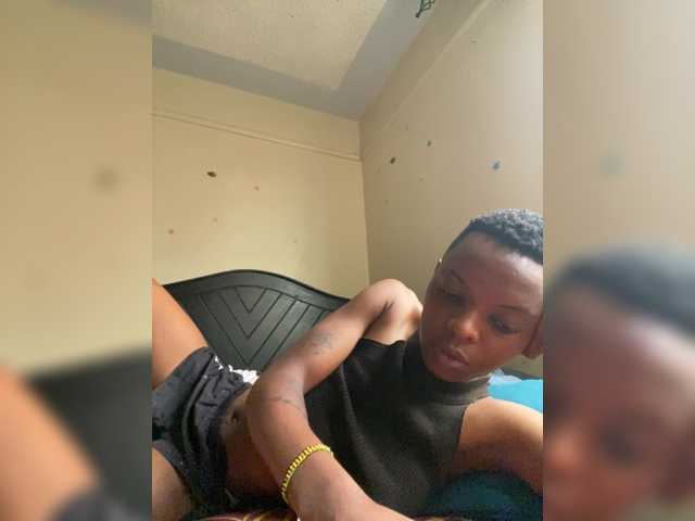 lildiva live cam on BongaCams