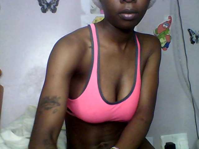 lildiva live cam on BongaCams
