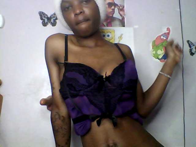 lildiva live cam on BongaCams