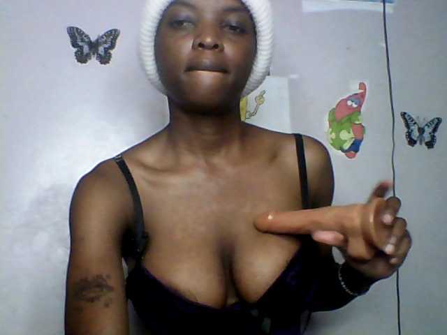 lildiva live cam on BongaCams