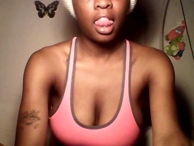 lildiva live cam on BongaCams