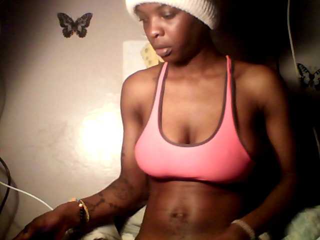lildiva live cam on BongaCams